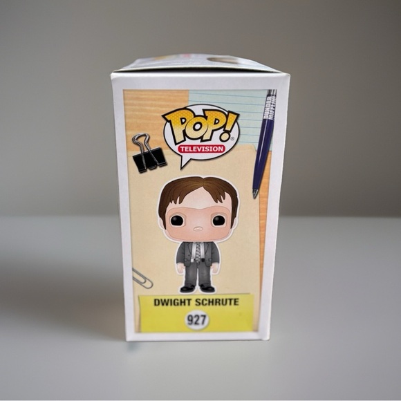 Funko Pop! Vinyl: The Office Dwight Schrute FYE (Exclusive) #927 - Picture 5 of 6